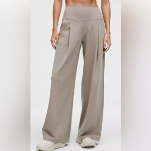 Lululemon align palazzo pant warm ash grey wide leg pleated tan 6 small